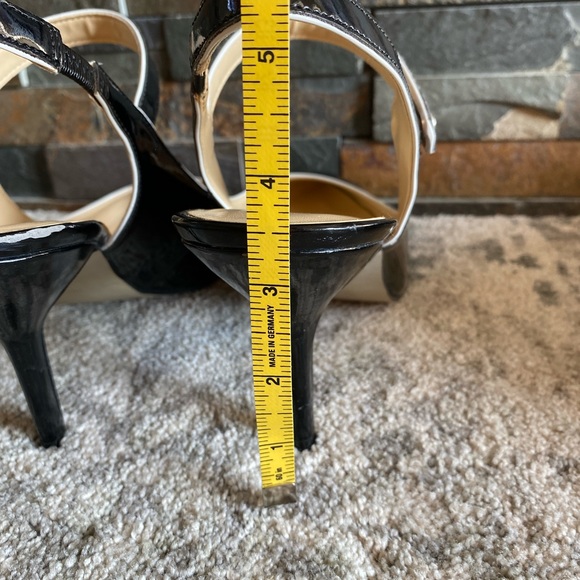 Audrey Brooke patent leather high heels size 10 - Picture 9 of 9